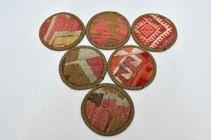 Posavasos redondos con estampado bohemio, juego de seis posavasos rojos y marrones