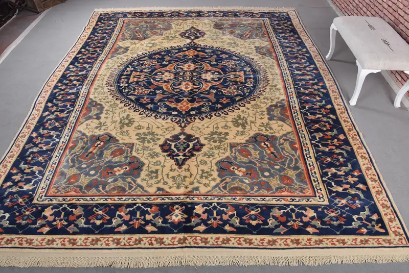 Elegant Beige Southwestern Rug, 9.3x11.8 ft Blue Accents