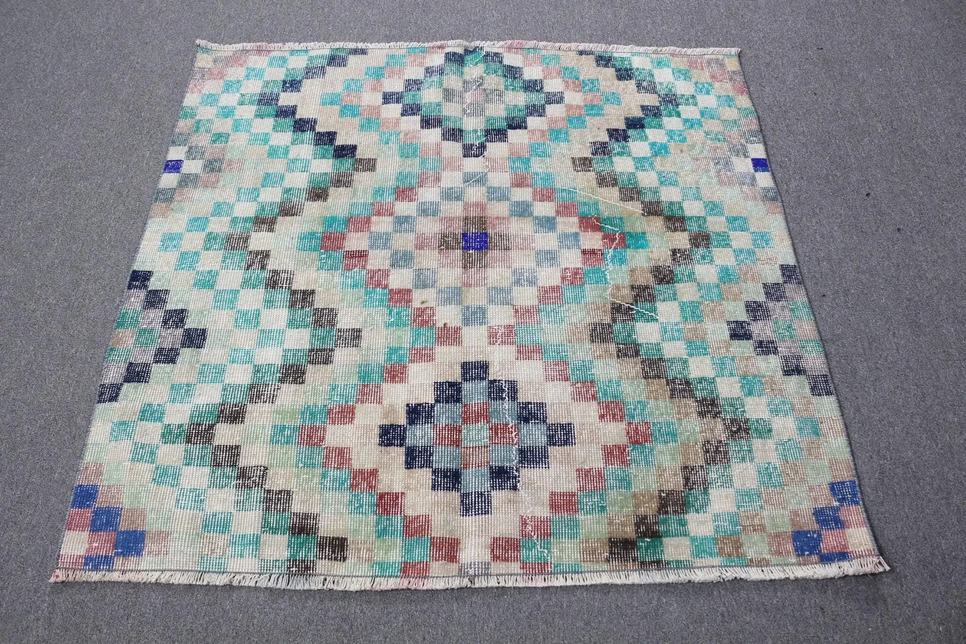 Alfombra turca, alfombra vintage de acento de 4,1x3,7 pies, alfombra de plantas y árboles de color verde azul - 1
