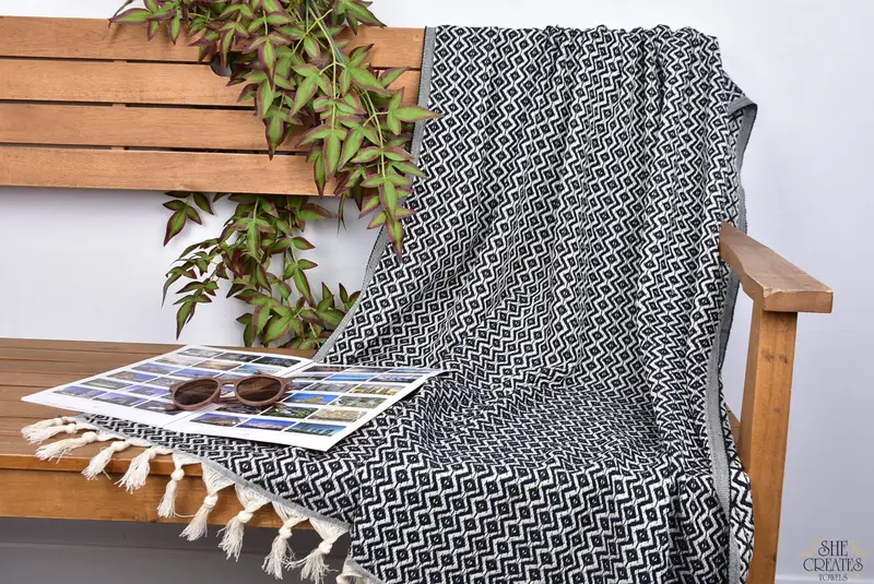 Turkish beach towel, Bridal Gifts, Travel towel, Monogrammed Beach Towel, 70x40 Cotton Diamond Towel, Unique Wedding Gift, Custom Turkish Towel - 3