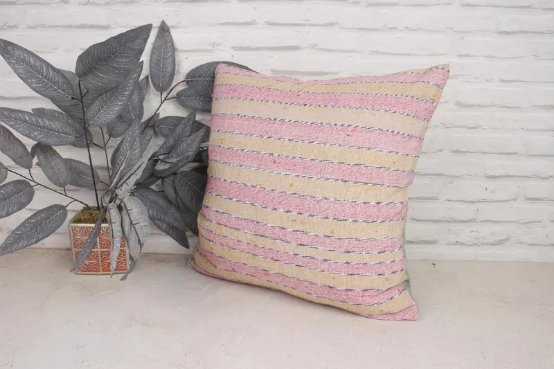 Tribal Pillow Case, Ethnic Throw Pillow Case, Pillow for Couch, Pillow Cover, 20x20 Pink Pillow, Kilim Pillow Cover, Throw Kilim Pillow - 4
