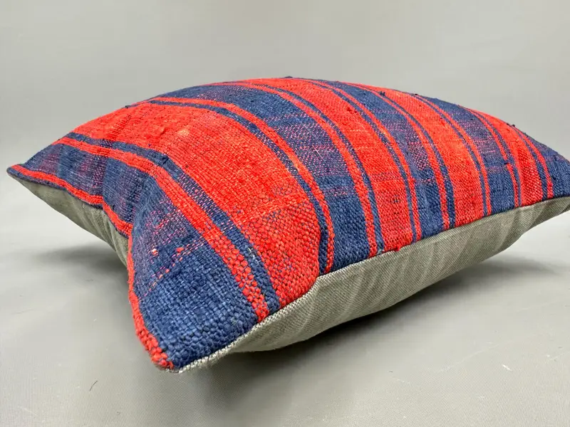 Handmade Pillow Cover, Ethnic Throw Pillow, Muted Pillow Sham, 18x18 Red Pillow, Pillow, Kilim Pillow, Turkish Kilim Pillow, Boho Pillow - 6