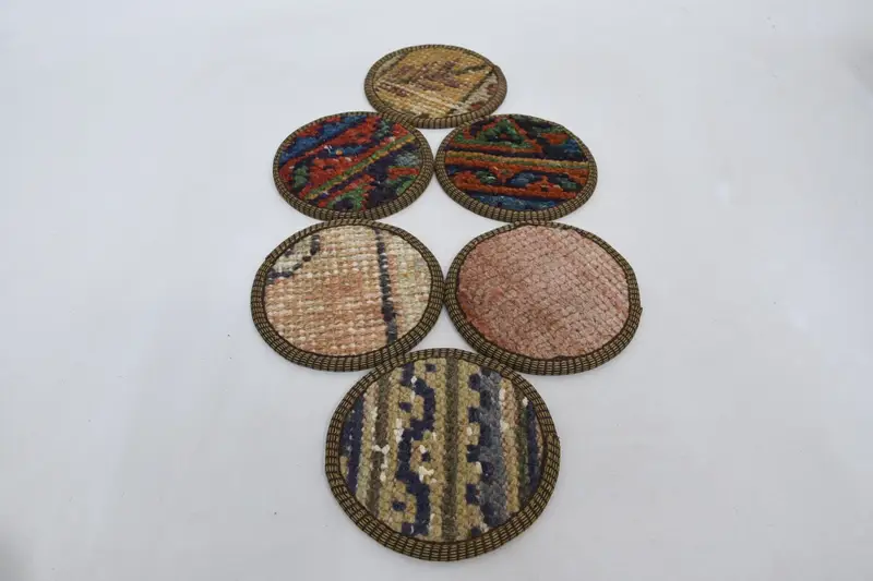 滑り止めオレンジとベージュのキリムコースター、耐久性のあるスタイリッシュなドリンクコースター