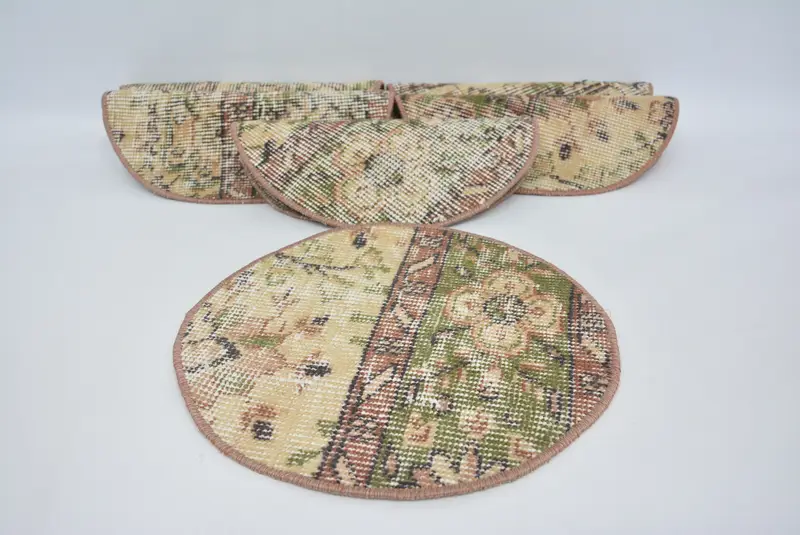 グリーン & ベージュ プレースマット、エレガントなサークル アンダー プレート