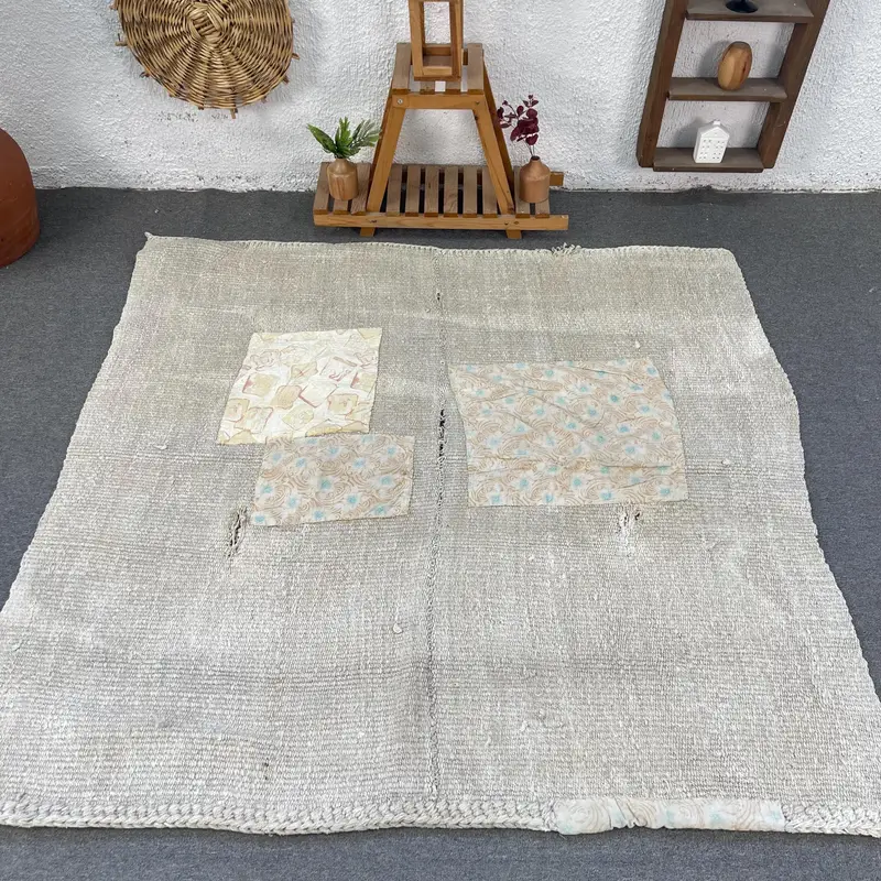 Alfombra beige con detalles en naranja, 5,8x5,5 pies Adición elegante