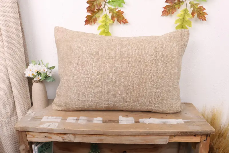 Handgefertigtes besticktes Southwestern-Wurfkissen, vielseitiges 16x24-Leinenkissen