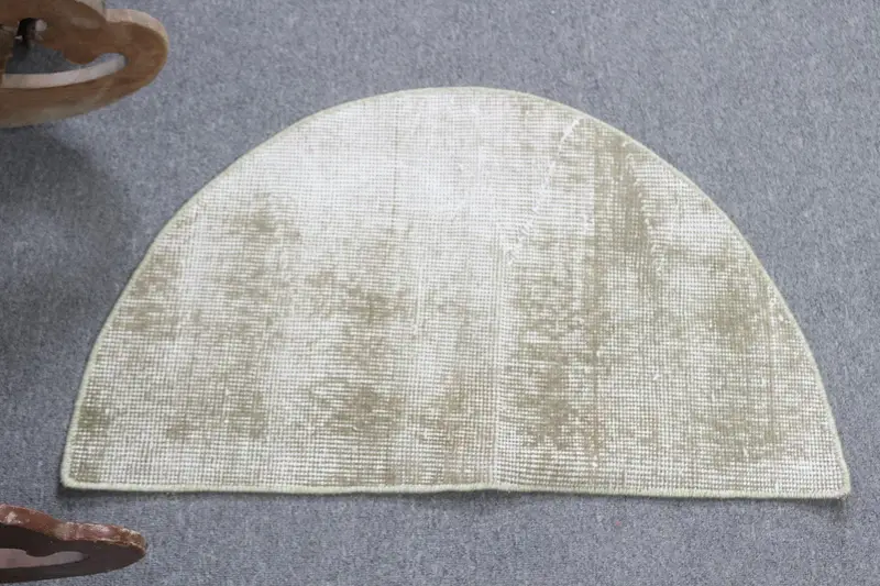 Vintage Türk Halısı, Yuvarlak 2.5x1.5 ft (75x45 cm) Halı, Gri Çiçekli Yün Halı - 1
