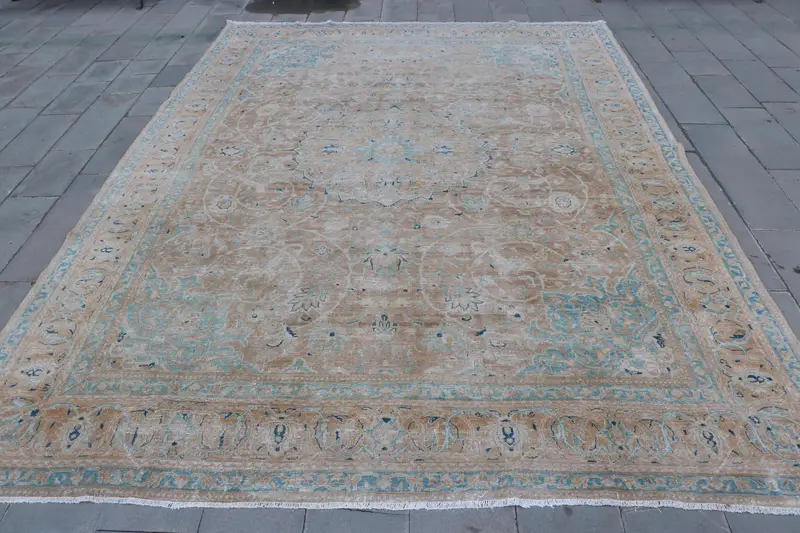 Alfombra floral beige y azul hecha a mano, alfombra clásica con flecos