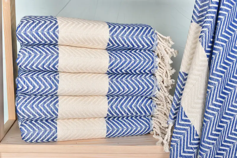 Personalized Turkish Towel, Large Turkish Towel, Luxury Turkish beach towel with fringe, Engagement Gift, Thin towel, 70x40 Cotton Zig zag Towel - 1
