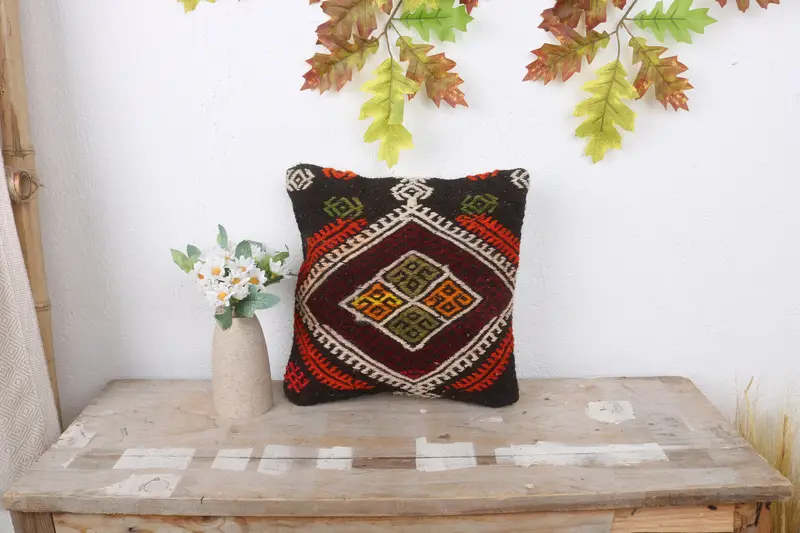 Handwoven Pillow Cover Pillow Case, 12x12 Red Cushion Case, Outdoor Patio Cushion, Cushion, Home Decor Pillow, Kilim Pillow, Gift Pillow - 1