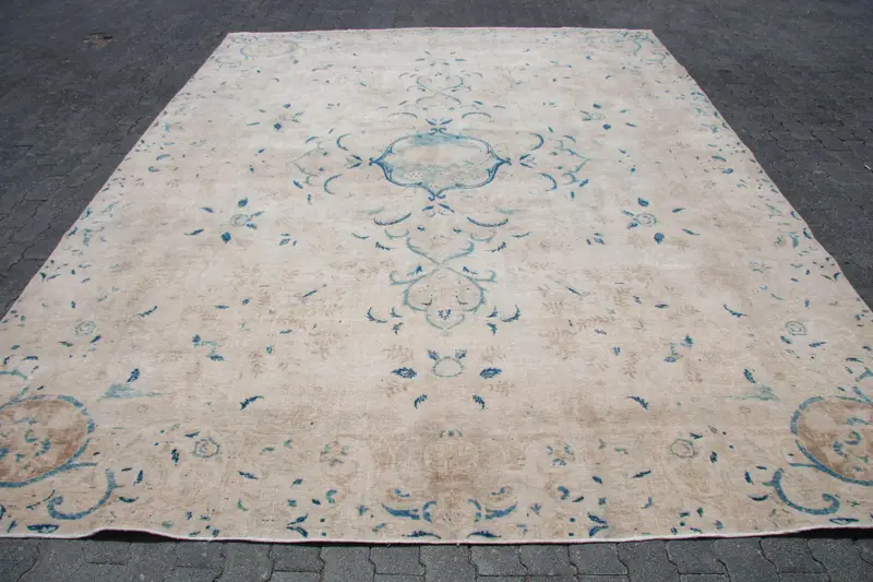 Turkish Vintage Rug 9.4x12.8 ft (286x390 cm), Oushak White Wool Rug - 1