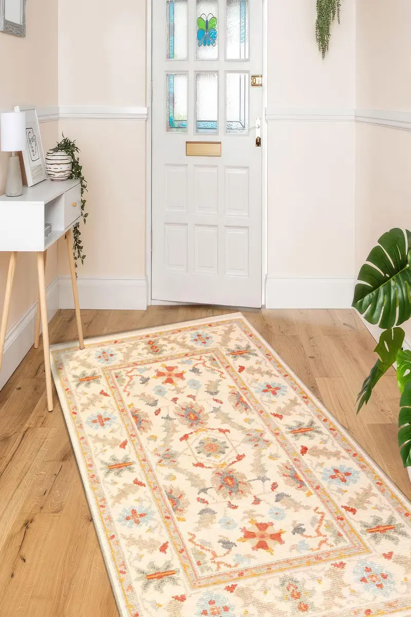 エレガントなプリントラグ：モダンなデザイン、柔らかい生地、ユニークなパターン。