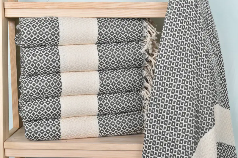 Turkish towel, Bachelorette Party Gift, 70x40 Cotton Geometric Towel, Best Friend Christmas Gift, Personalized Turkish Beach Towel, Bath towel - 1