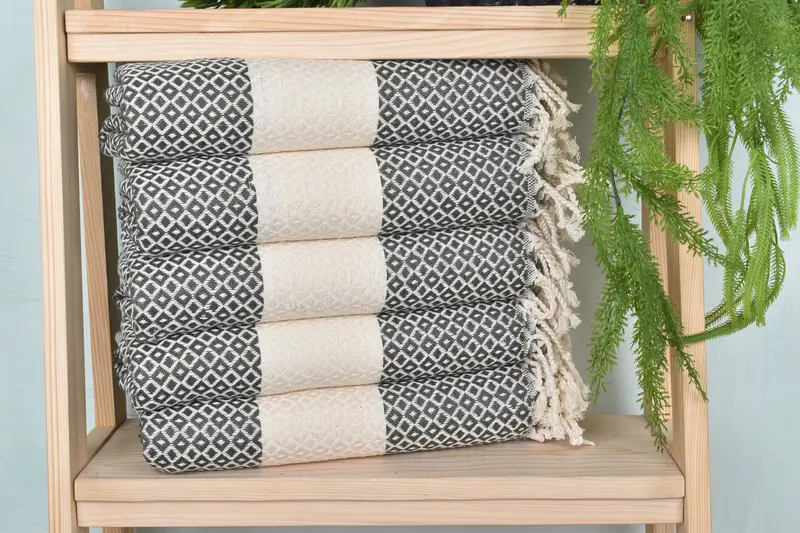 Turkish towel, Bachelorette Party Gift, 70x40 Cotton Geometric Towel, Best Friend Christmas Gift, Personalized Turkish Beach Towel, Bath towel - 2