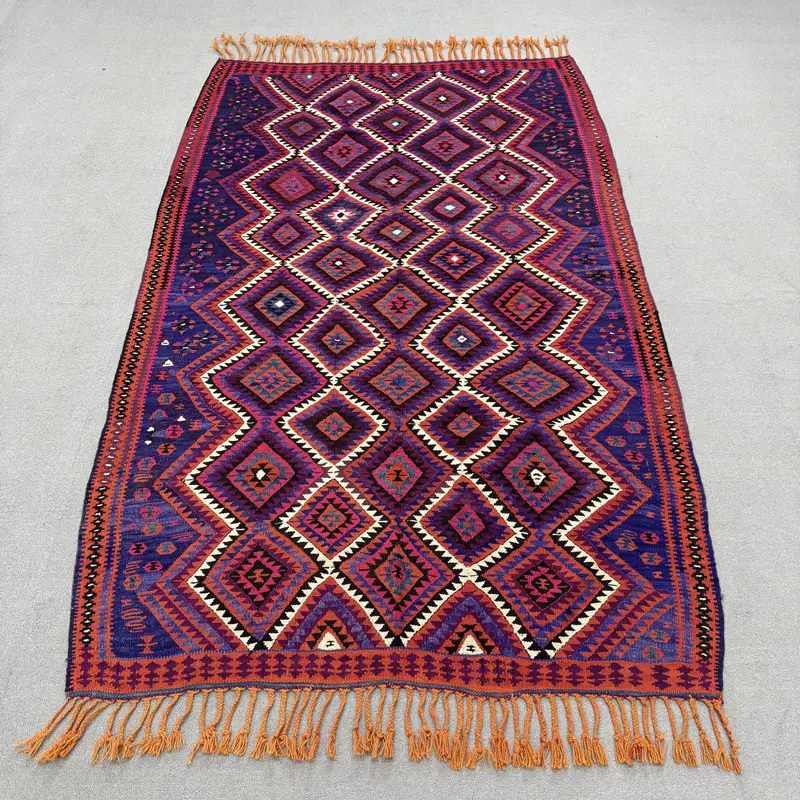 Blue Floral Rug, 4,1x7,3 ft Purple Paisley Design