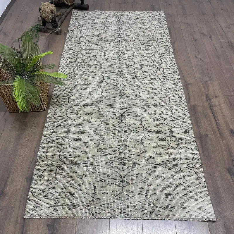 Alfombra turca vintage de 3,7x8,1 pies, alfombra de área, alfombra con estampado animal Oushak gris - 1