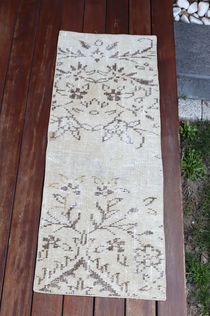 Handgefertigter beigefarbener Ombré-Teppich, 1,3 x 3,3 Fuß, schickes Dekor