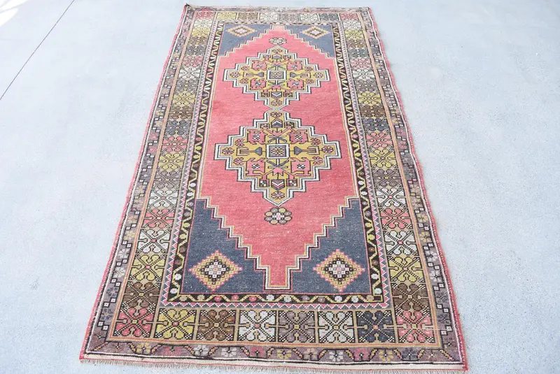 Vintage Turkish Oushak Rug 3.8x7.2 ft (115x218 cm), Pink Moroccan Wool Rug - 1