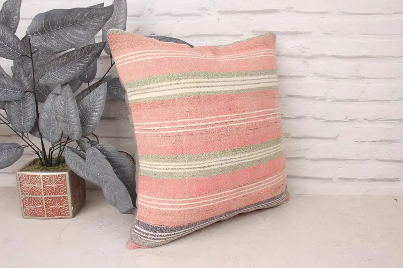 18x18 Pink Cushion, Pillow Case, Bright Cushion Case, Vintage Kilim Pillow, Turkish Kilim Pillow, Ethnic Throw Cushion Case, Kilim Pillow Cover - 3