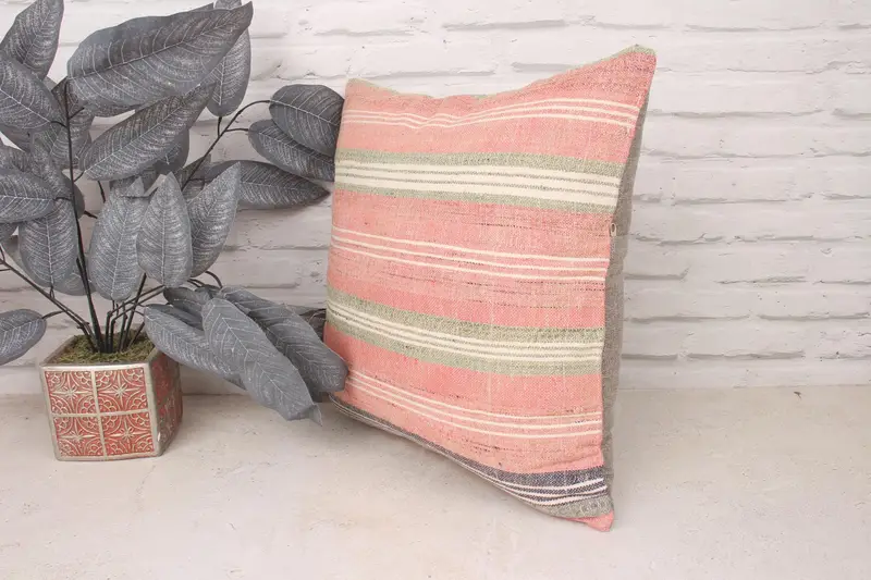 18x18 Pink Cushion, Pillow Case, Bright Cushion Case, Vintage Kilim Pillow, Turkish Kilim Pillow, Ethnic Throw Cushion Case, Kilim Pillow Cover - 4