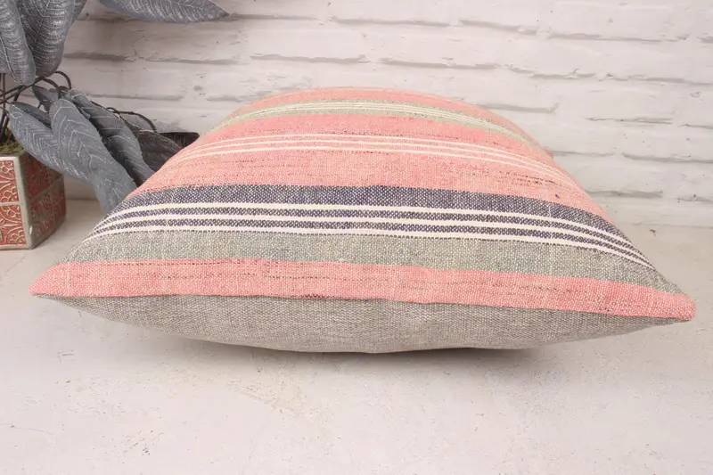 18x18 Pink Cushion, Pillow Case, Bright Cushion Case, Vintage Kilim Pillow, Turkish Kilim Pillow, Ethnic Throw Cushion Case, Kilim Pillow Cover - 5