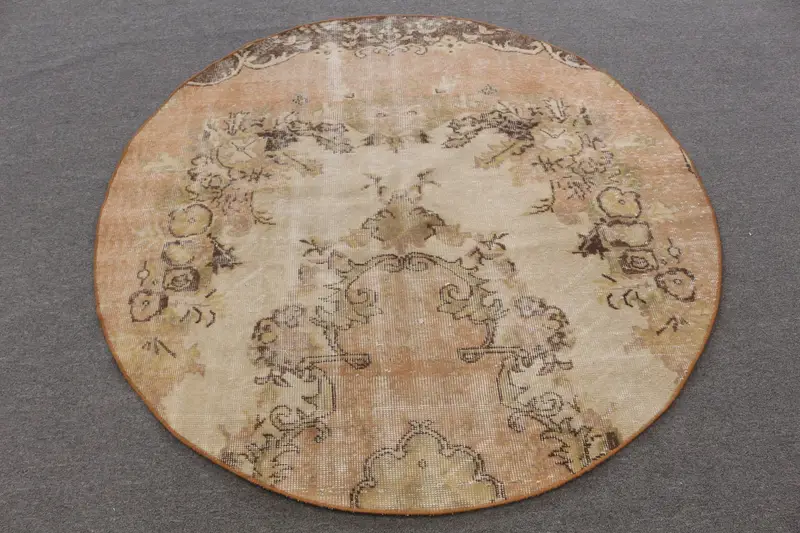 5.2x5.15 フィート ベージュ モロッコ ラグ、エレガントなベージュ & ブラウン アクセント