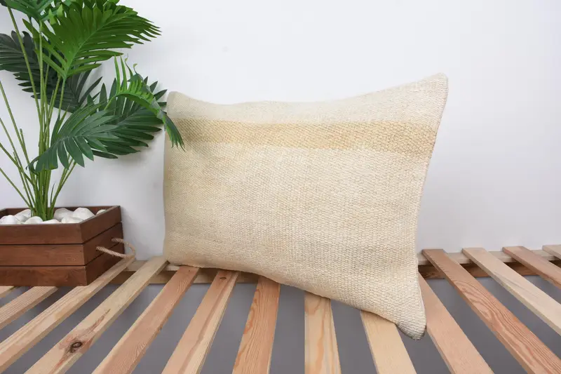 Christmas Cushion Cover, 16x24 White Pillow, Vintage Kilim Pillow, Pillow, Kilim Cushion Sham, Kilim Pillow, Crochet Pattern Pillow Sham - 5