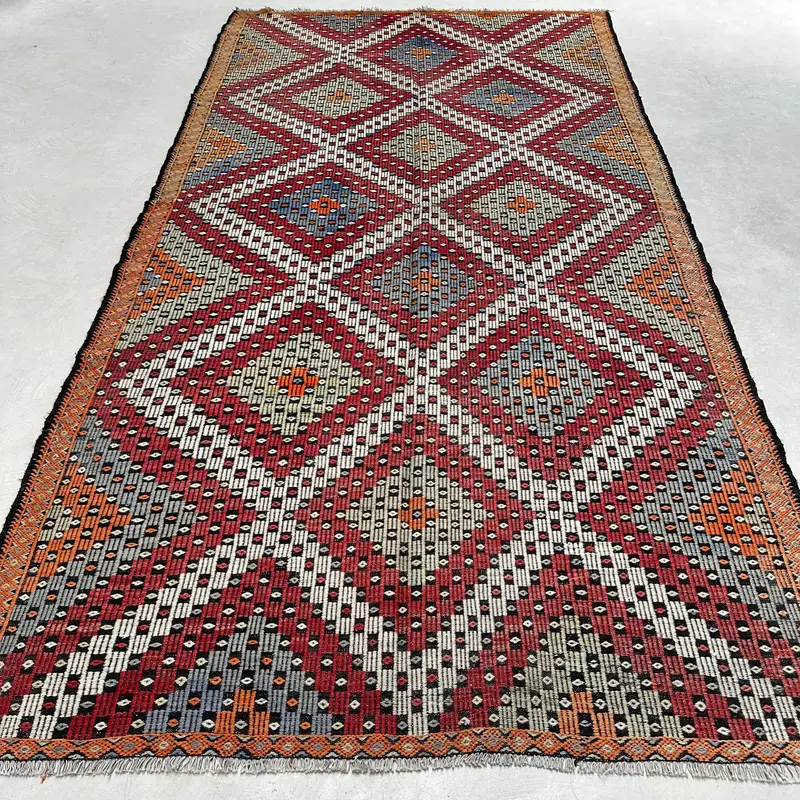 Kırmızı & Bej Halı, 6,1x11,5 ft Bordürlü Tasarım