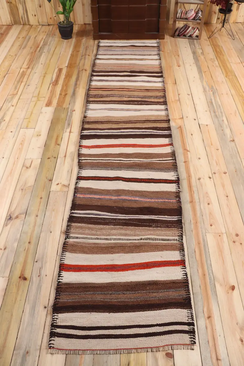 Vintage 2,6x12,8 ft Läuferteppich, türkischer Teppich, brauner Kelim-Karoteppich - 1
