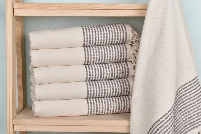 Welcome Wedding Gift, Scarf Towel, Summer Gift, Turkish Towel USA, Organic Beach Towel, Spa Towel, 70x36 Cotton Striped Towel, Beach Towel Bulk - 1