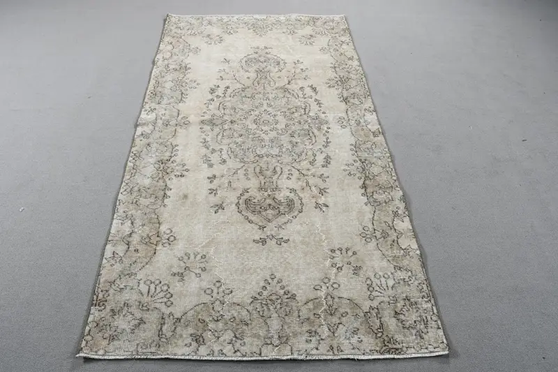 Vintage Halı, Alan 3.6x7 ft Türk Halısı, Gri Kahverengi Bitkiler ve ağaçlar Yün Halı - 1