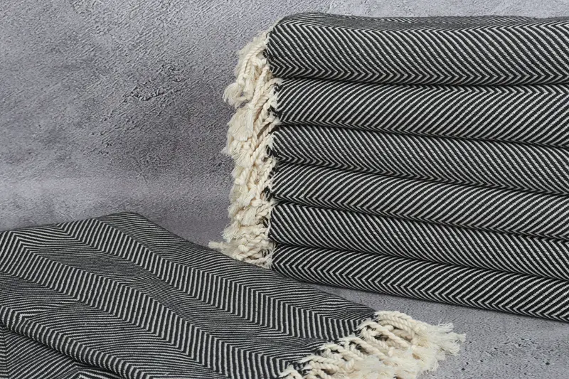 Kids Beach Towel, Turkish towel, Monogram Turkish Bath Towel, Wedding Favors, Bridal Gifts, 70x40 Cotton Herringbone Towel, Sand-free towel - 2