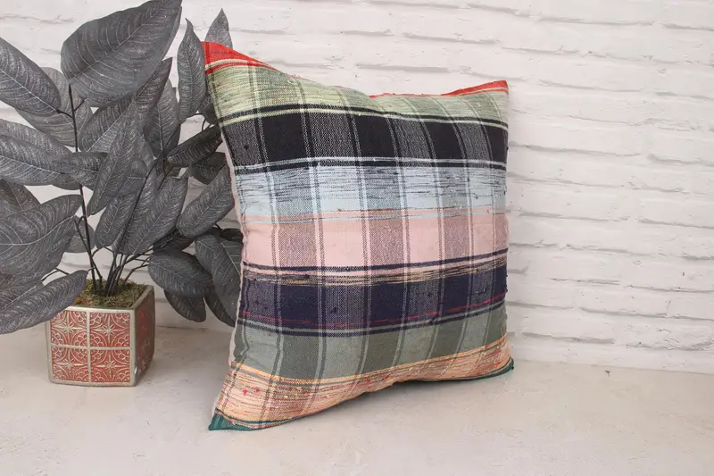 Boho Pillow, Pillow for Couch, Pillow Cover, 20x20 Pink Cushion, Kilim Rug Pillow, Interior Designer Pillow, Outdoor Bolster Pillow - 3