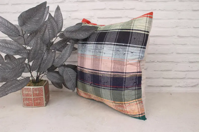 Boho Pillow, Pillow for Couch, Pillow Cover, 20x20 Pink Cushion, Kilim Rug Pillow, Interior Designer Pillow, Outdoor Bolster Pillow - 4