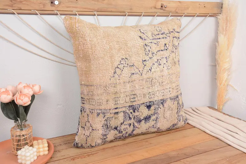 Gesticktes Blumen-Wurfkissen, vielseitiges 28x28-Leinenkissen