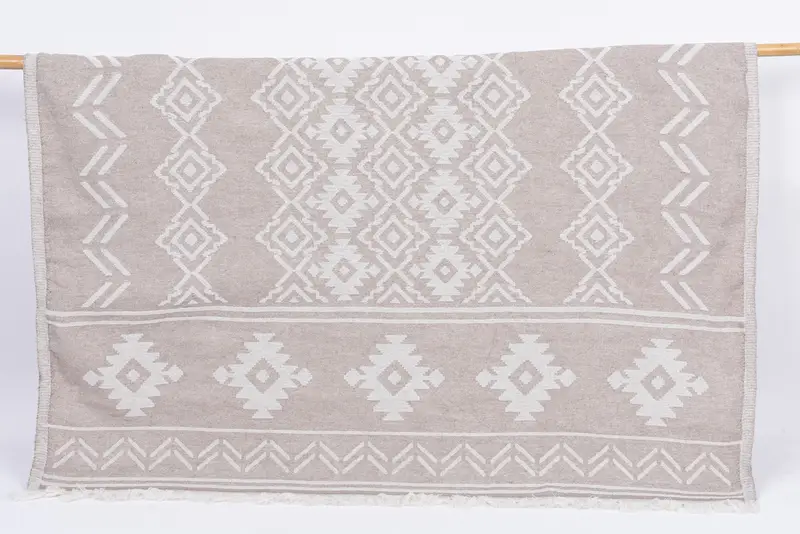 Travel Towel, Organic Turkish towel, Quick-dry towel, Gym Towel, Sand-resistant towel, 74x40 Cotton Geometric Towel, Valentines Day Gift For Him - 1