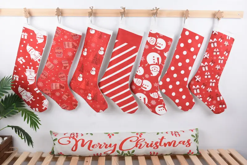 Şenlikli Kilim Noel Süsleri Deseni, 8 İnç Çorap