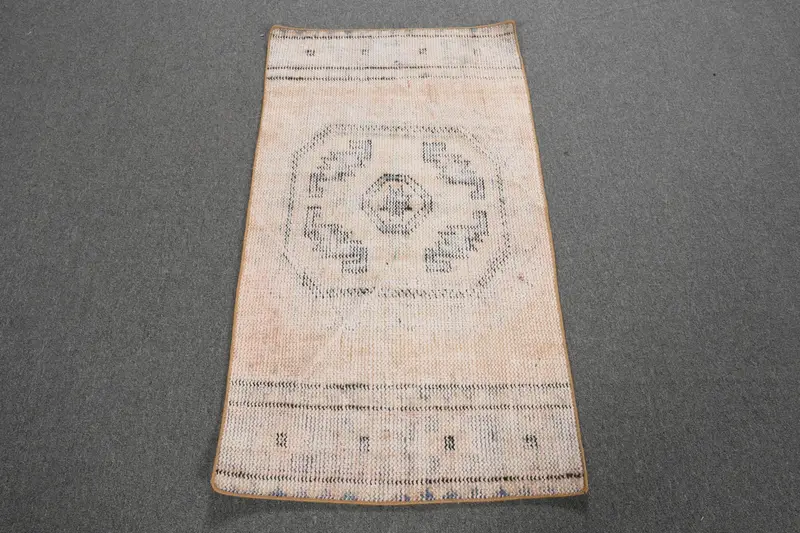 Vintage Turkish Small Rug 2.2x4 ft, White Blue Polka dot Rug - 1