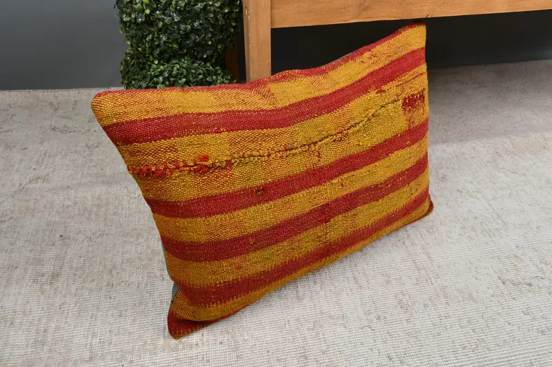 Cushion, Interior Designer Pillow, Cozy Throw Pillow Cover, Vintage Pillow, Kilim Pillow, Aesthetic Pillow Sham, 16x24 Red Pillow Cover - 7