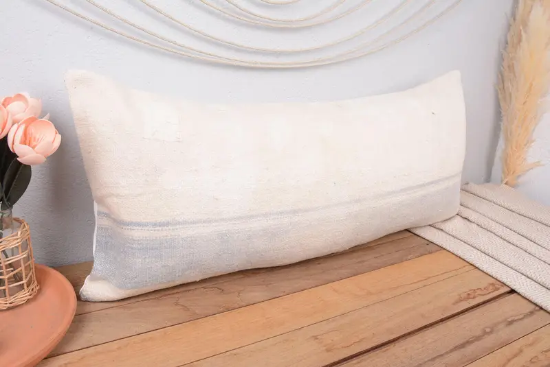 Almohada de tiro a rayas beige y bronce, cojín bordado hecho a mano