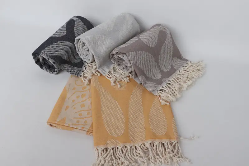 Beach Towel Bulk, 70x40 Cotton Whale Design Towel, Handmade Gift, Welcome Wedding Gift, Turkish Towel USA, Personalized Bridesmaid Beach Towel - 4