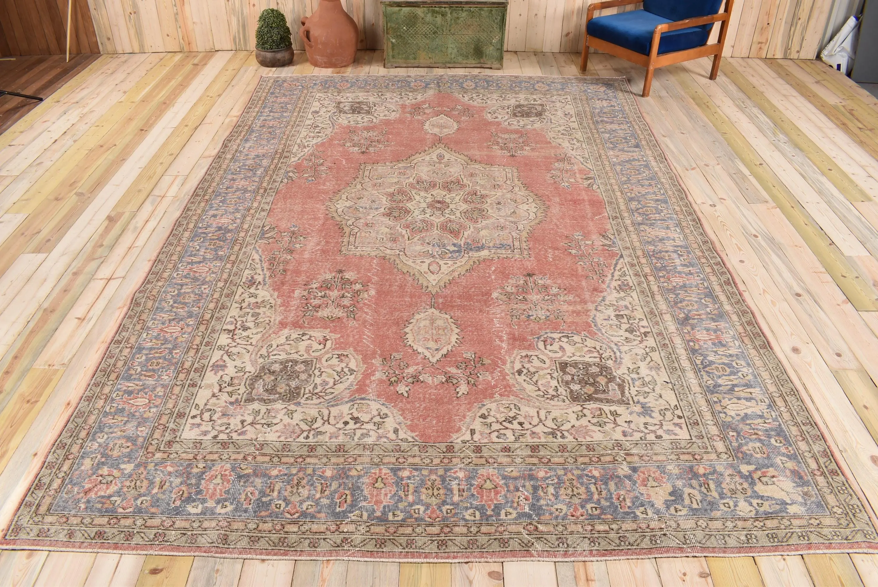 Turkish Vintage Oversize Rug 8.9x12.9 ft, Red Blue Oriental Rug - 1