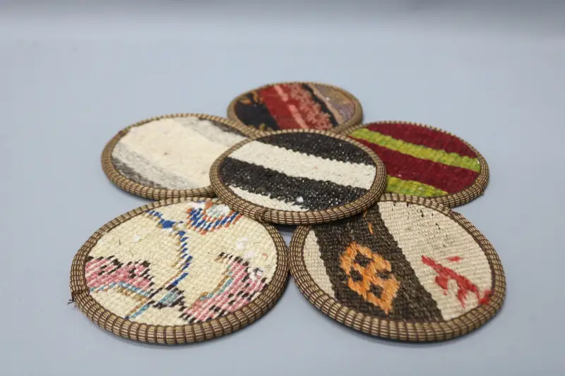 Weiß und braun gestreifter Untersetzer, langlebiger Getränkeuntersetzer