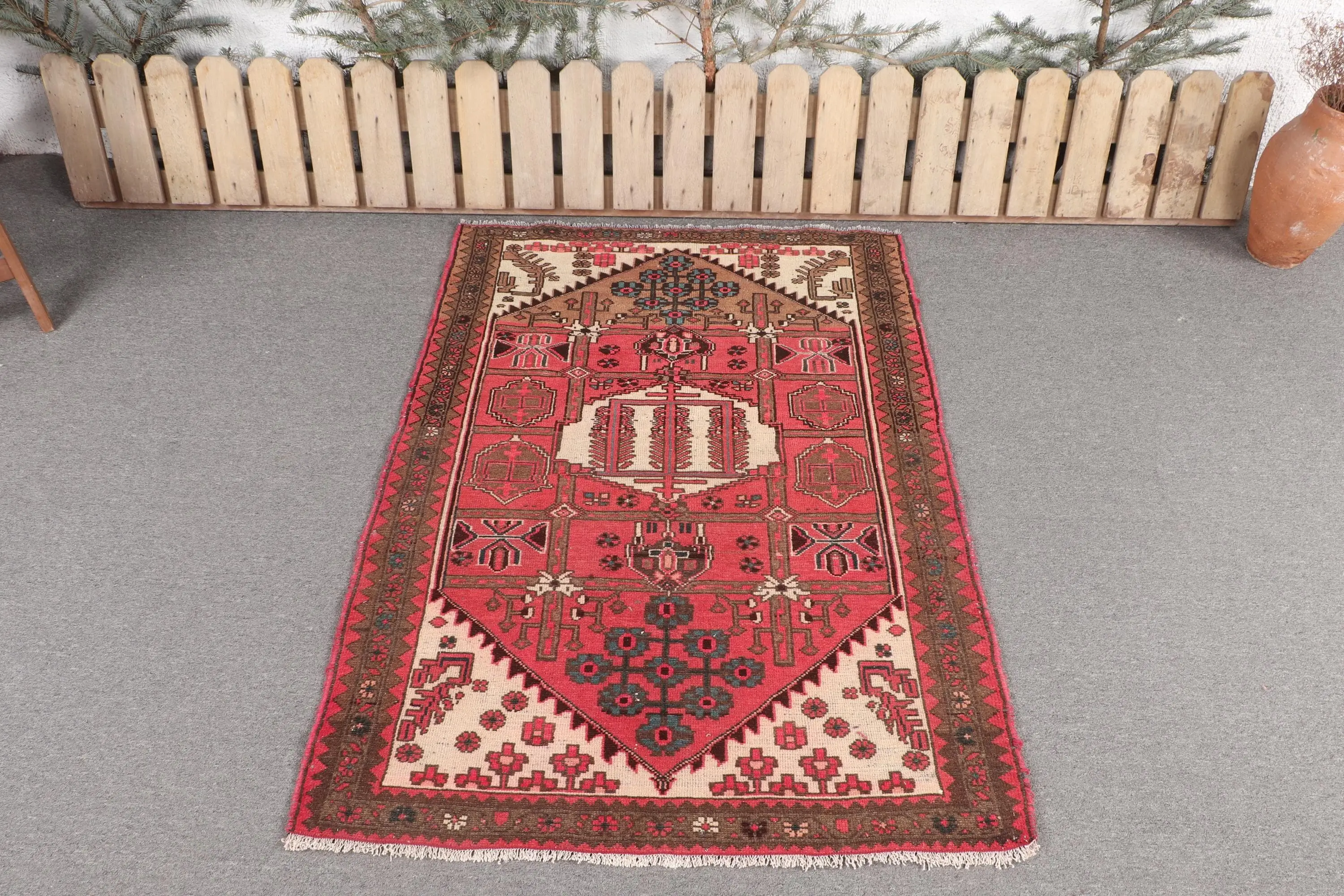 Türk Aksanlı Halı 3.37x4.6 ft, Kırmızı Kahverengi Çiçekli Halı Yün - 1