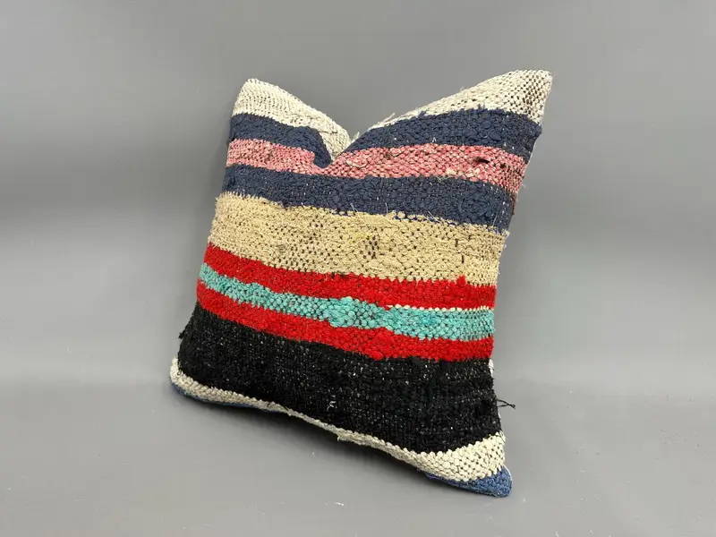 18x18 Pink Cushion Case, Boho Pillow Sham Cover, Ethnical Kilim Rug Pillow, Cushion Cover, Square Throw Pillow, Vintage Kilim Throw Pillow - 3