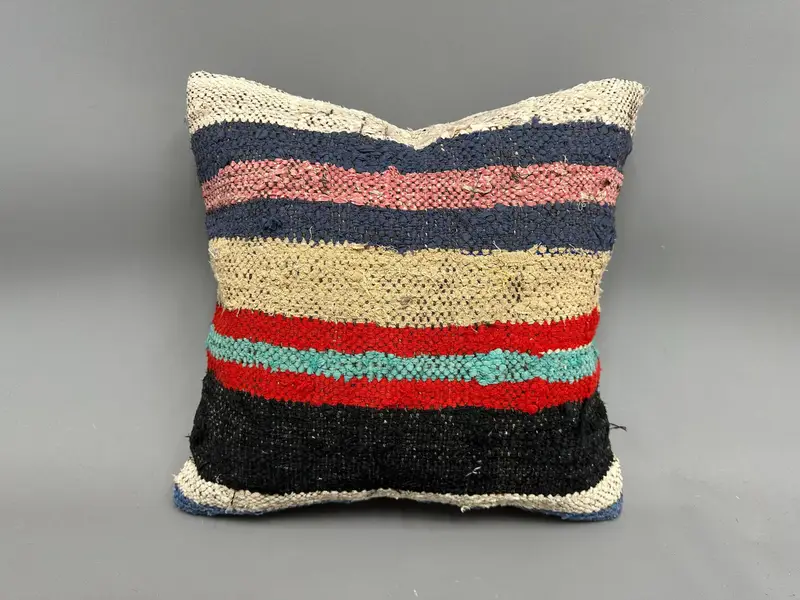 18x18 Pink Cushion Case, Boho Pillow Sham Cover, Ethnical Kilim Rug Pillow, Cushion Cover, Square Throw Pillow, Vintage Kilim Throw Pillow - 4