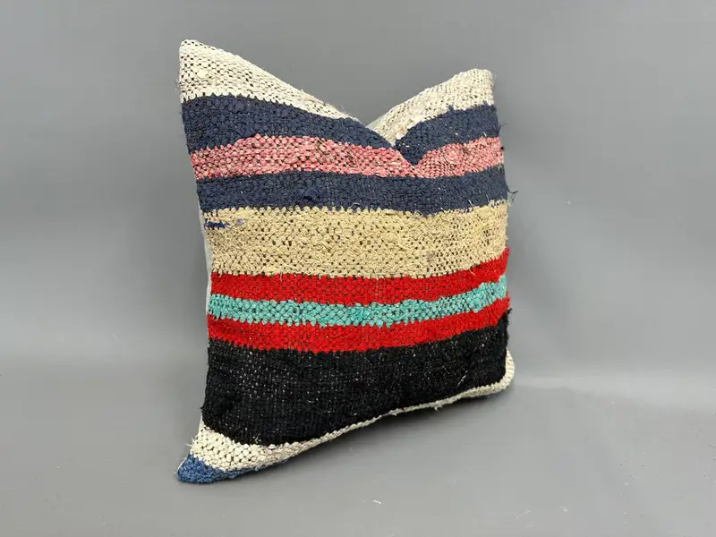 18x18 Pink Cushion Case, Boho Pillow Sham Cover, Ethnical Kilim Rug Pillow, Cushion Cover, Square Throw Pillow, Vintage Kilim Throw Pillow - 2