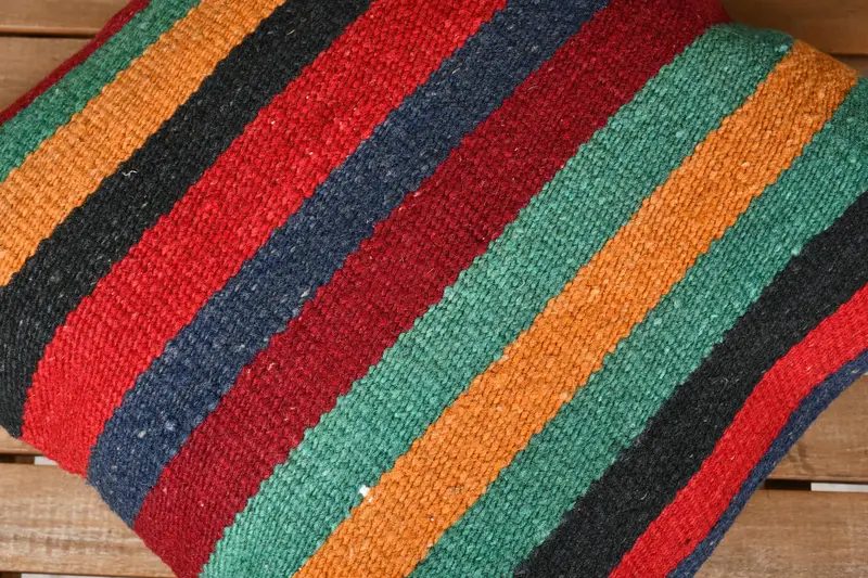 Gift Pillow, Kilim Cushion Sham, Pattern Throw Cushion Cover, Oriental Pillow Case, 18x18 Red Cushion Case, Pillow Cover, Vintage Kilim Throw Pillow - 4