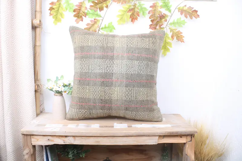 Tapestry Pillow, Pillow for Sofa, Vintage Kilim Throw Pillow, Vintage Pillow, Cushion Case, Ethnic Pillow Cover Pillow Sham, 20x20 Brown Pillow - 1