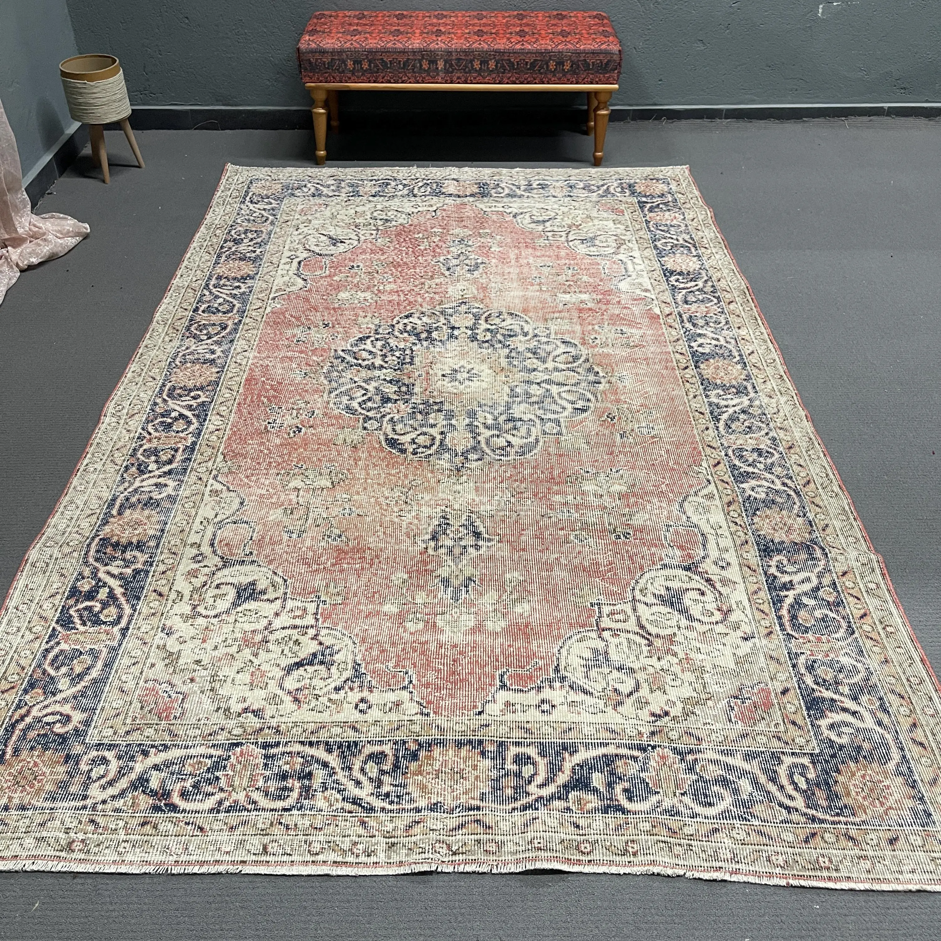 ヴィンテージトルコラグ 187x293cm レッドウールラグ - 1